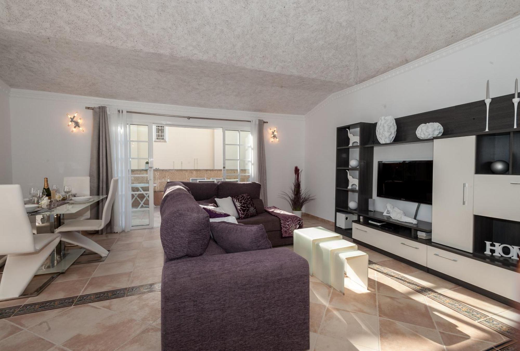 Villa Vanesa Luxury Private Villa With A Heated Pool, 4 Bedrooms And 4 Bathrooms Costa Adeje Dış mekan fotoğraf