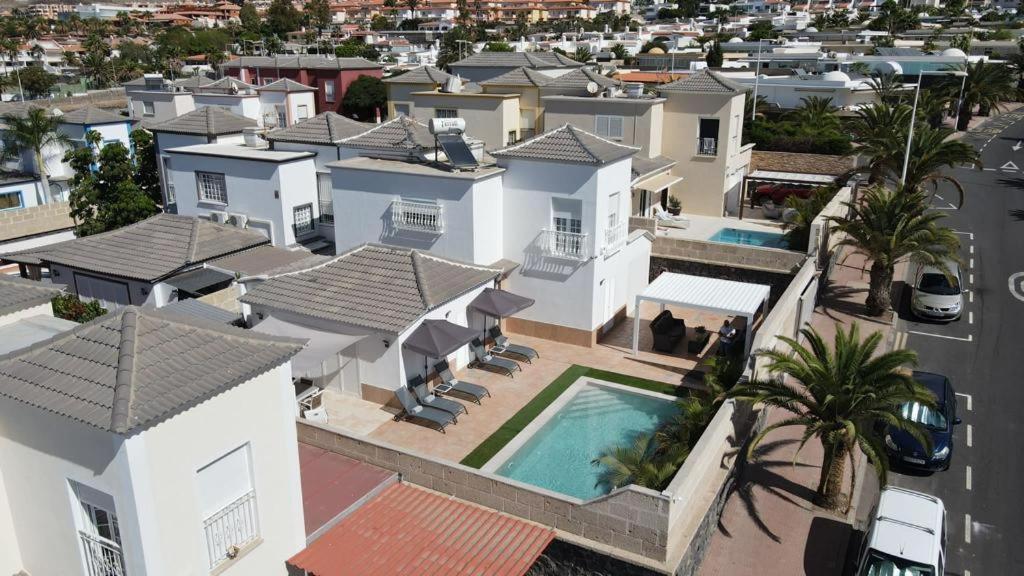 Villa Vanesa Luxury Private Villa With A Heated Pool, 4 Bedrooms And 4 Bathrooms Costa Adeje Dış mekan fotoğraf