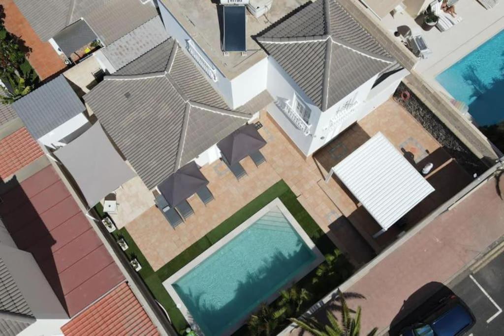 Villa Vanesa Luxury Private Villa With A Heated Pool, 4 Bedrooms And 4 Bathrooms Costa Adeje Dış mekan fotoğraf